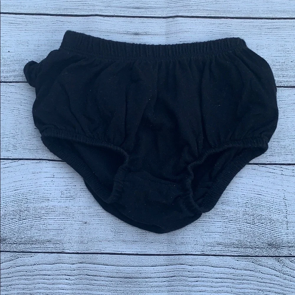 Old Navy Black Diaper Cover size 12-18M